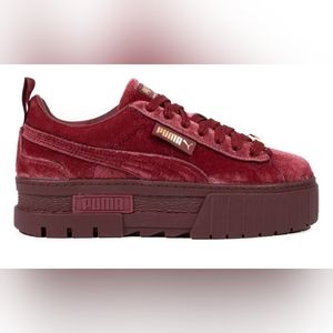 Puma Sneakers